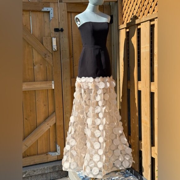 🆕 BRONX & BANCO 🧿 NWOT Harper Strapless Beige and Black Gown, Sz M US 6 - Picture 6 of 15